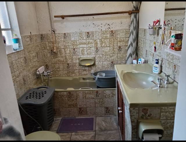 4 BEDROOM HOUSE FOR SALE IN BRACKENHURST